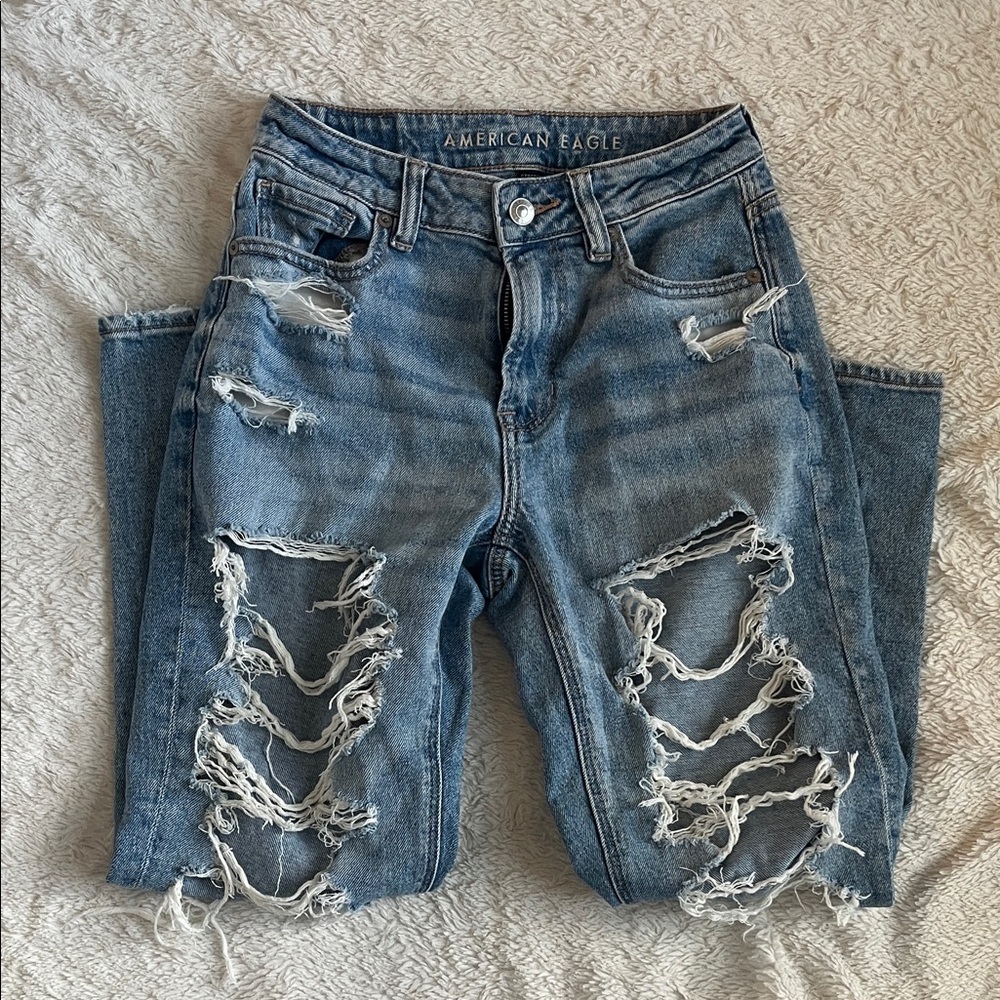 American Eagle Outfitters Women's Ripped Light Blue Boyfriend Jeans